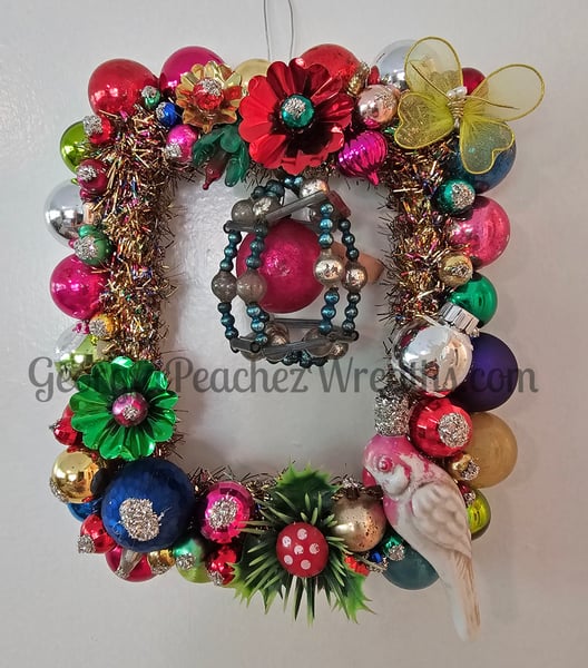 Image of Mini Vintage Shiny & Brite Ornament Wreath - 2437