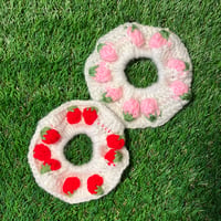 Strawberry Scrunchie Set
