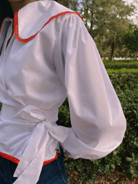 Image 1 of Blusa blanca lazada (Bajo pedido)