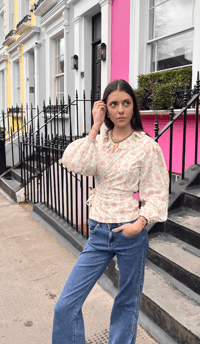 Image 2 of Blusa floral (Bajo pedido)