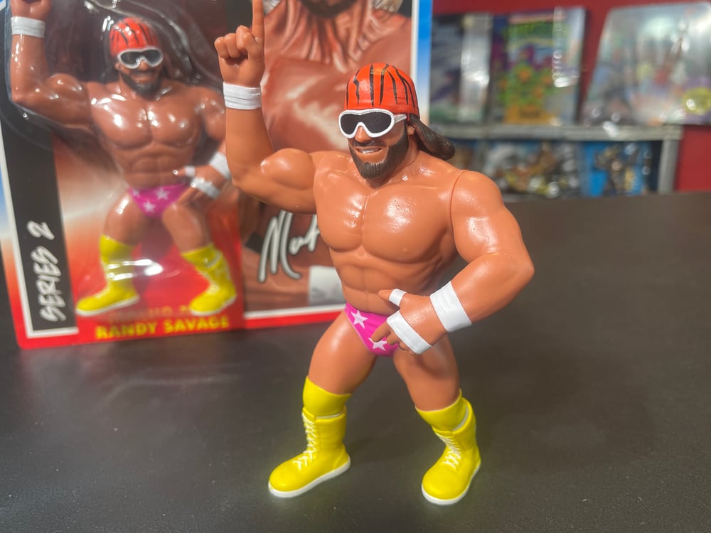 **Available 9/30** MACHO MAN RANDY SAVAGE WRESTLE-SOMETHING WRESTLERS SERIES 2 FIGURE (PINK)