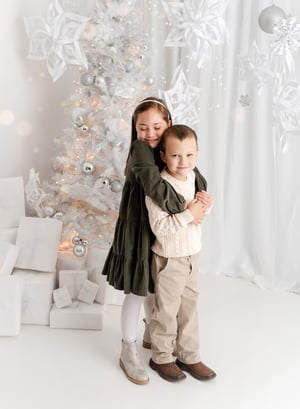 Image of White Christmas Holiday Mini Sessions - 2024