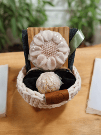 Image 1 of Scrub set basket