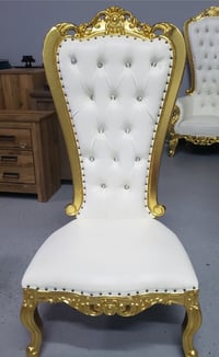 GOLD AND WHITE THRONE CHAIR WITHOUT ARMS 