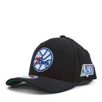 Image 1 of Gorra Mitchell & Ness 76ers 50th anniversary patch en liquidación