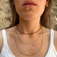 Image 1 of Collier rouge