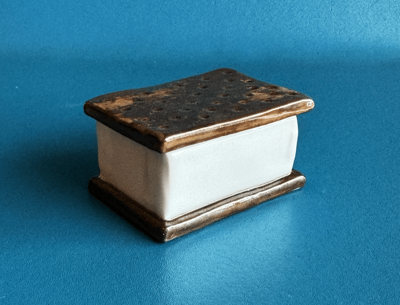 Image of Porcelain Ice Cream Sandwich Trinket Box