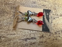 Image 10 of Heart earrings. n130