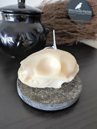 Image 3 of Cat Skull scented candle
