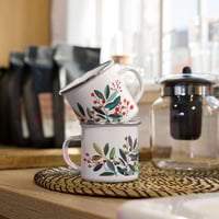 Image 4 of Berries Enamel Mug