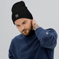 Image 2 of Bonnet tricoté Z