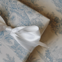 Image 2 of Gift Wrap