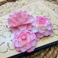 Image 2 of Andrea Flower Die-Cut