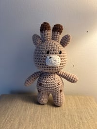 Image 1 of Small Amigurumis Beige Giraffe