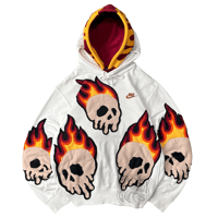 Image 2 of Burning Skull ( S )