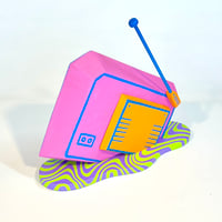 Image 4 of TRASH TV sculpture ( pink with blue outlines )