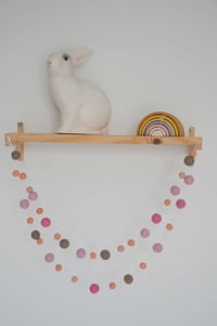 Image 3 of Guirlande en laine colorée rose taupe orange