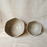 Image 2 of Hexagonal soup bowl
