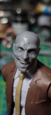 Image 7 of Zombie heads (joe scale)