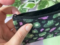 Image 6 of Cute Frog Pattern Zipper Pouch