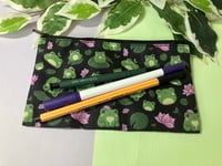 Image 7 of Cute Frog Pattern Zipper Pouch