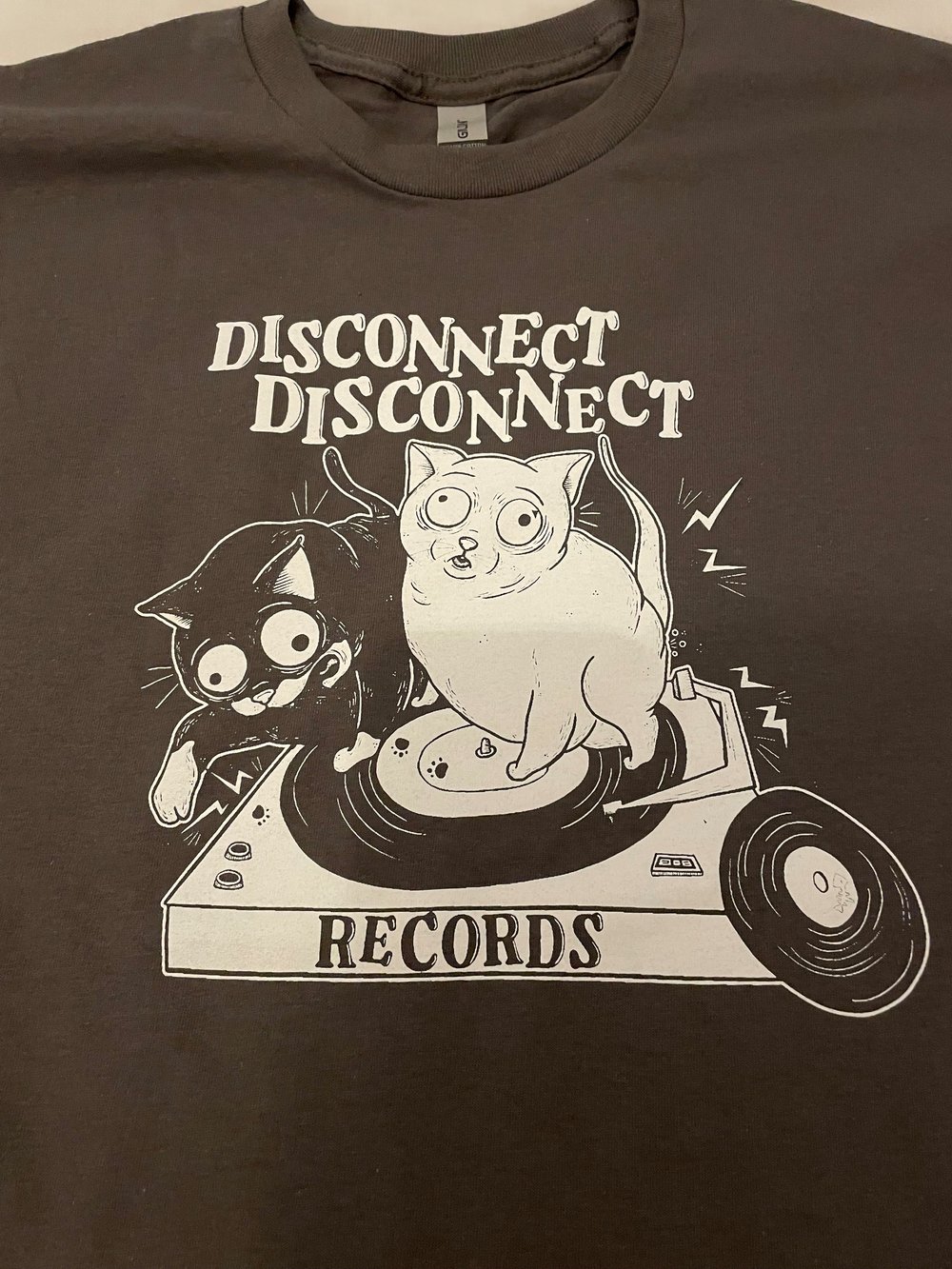 Disconnect Disconnect Cat T Shirts