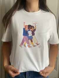 Image 3 of T-SHIRT kid et adulte "ENSEMBLE" - Plan International X Adolie X the Simones X Larousse Jeunesse