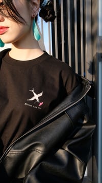 Image 1 of Bloom And Fly: Drop Shoulder T-Shirt (black)