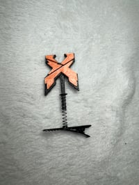 Image 3 of X Clip