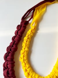 Image 3 of Collar Doble Wish Burdeos&Mostaza