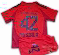 Image 1 of Bayern Munich kids kit MUSIALA