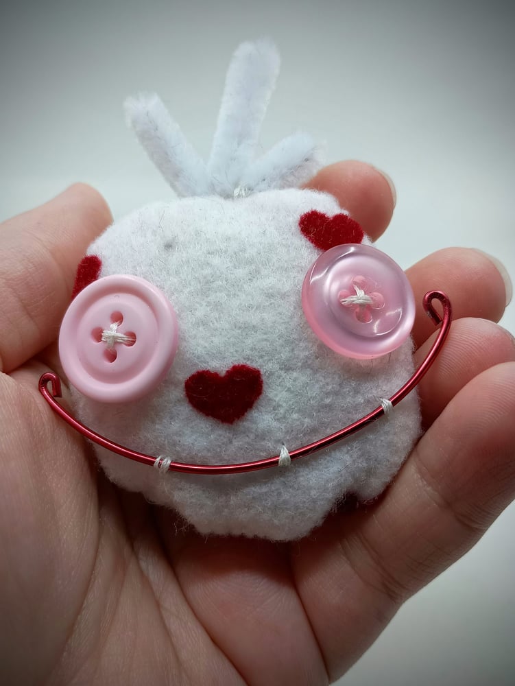 Image of White-Red Heart Omni Doll Brooch