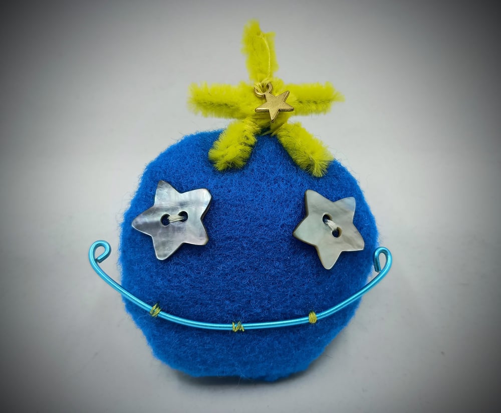Image of Stary Friend Omni Doll Brooch
