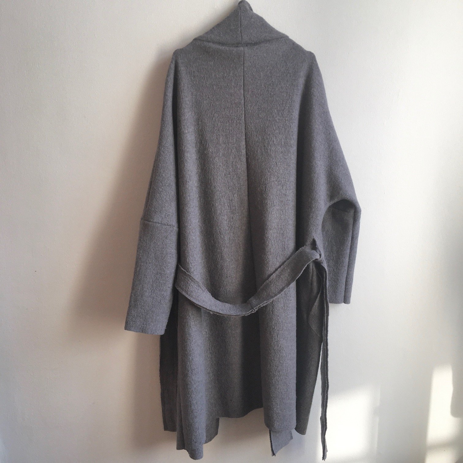 Wool Coat grey | robe of feathers