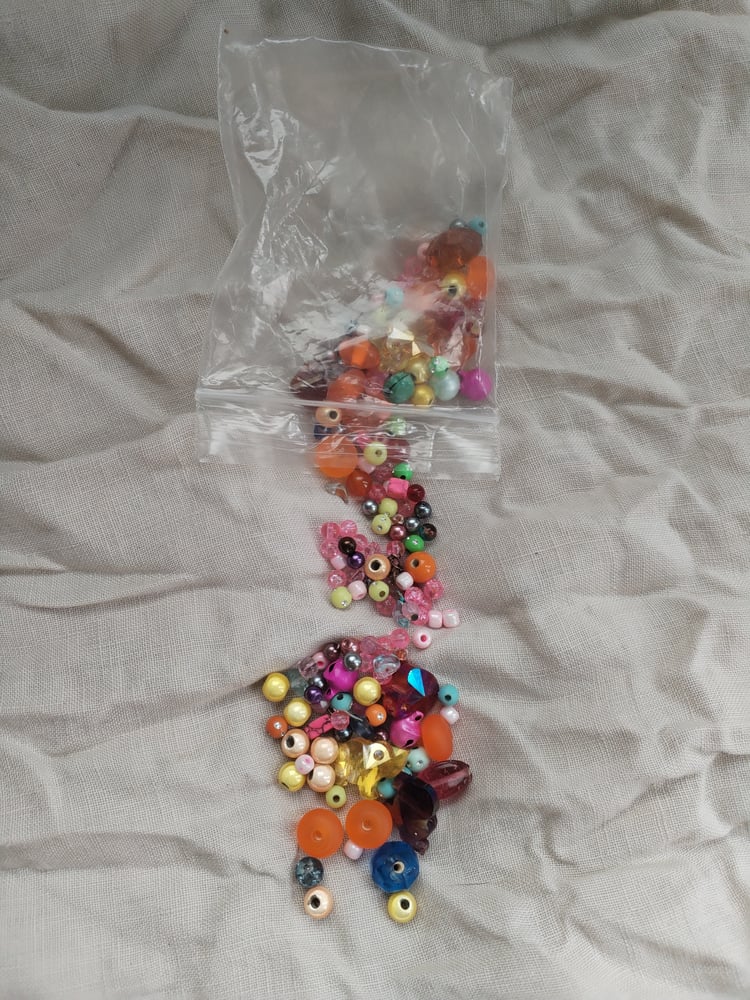 Image of rainbow bead mix 45g