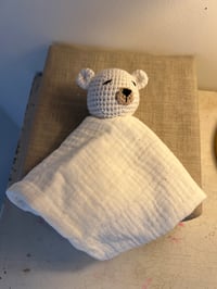 Image 2 of Crochet Bear Baby Towel