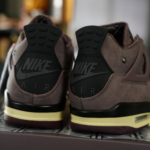 Image of Jordan 4 Retro SP A Ma Maniére Violet Ore