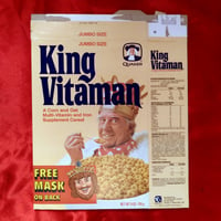 Image 2 of King Royale - Quaker King Vitaman Cereal mask (1989) - complete cereal box