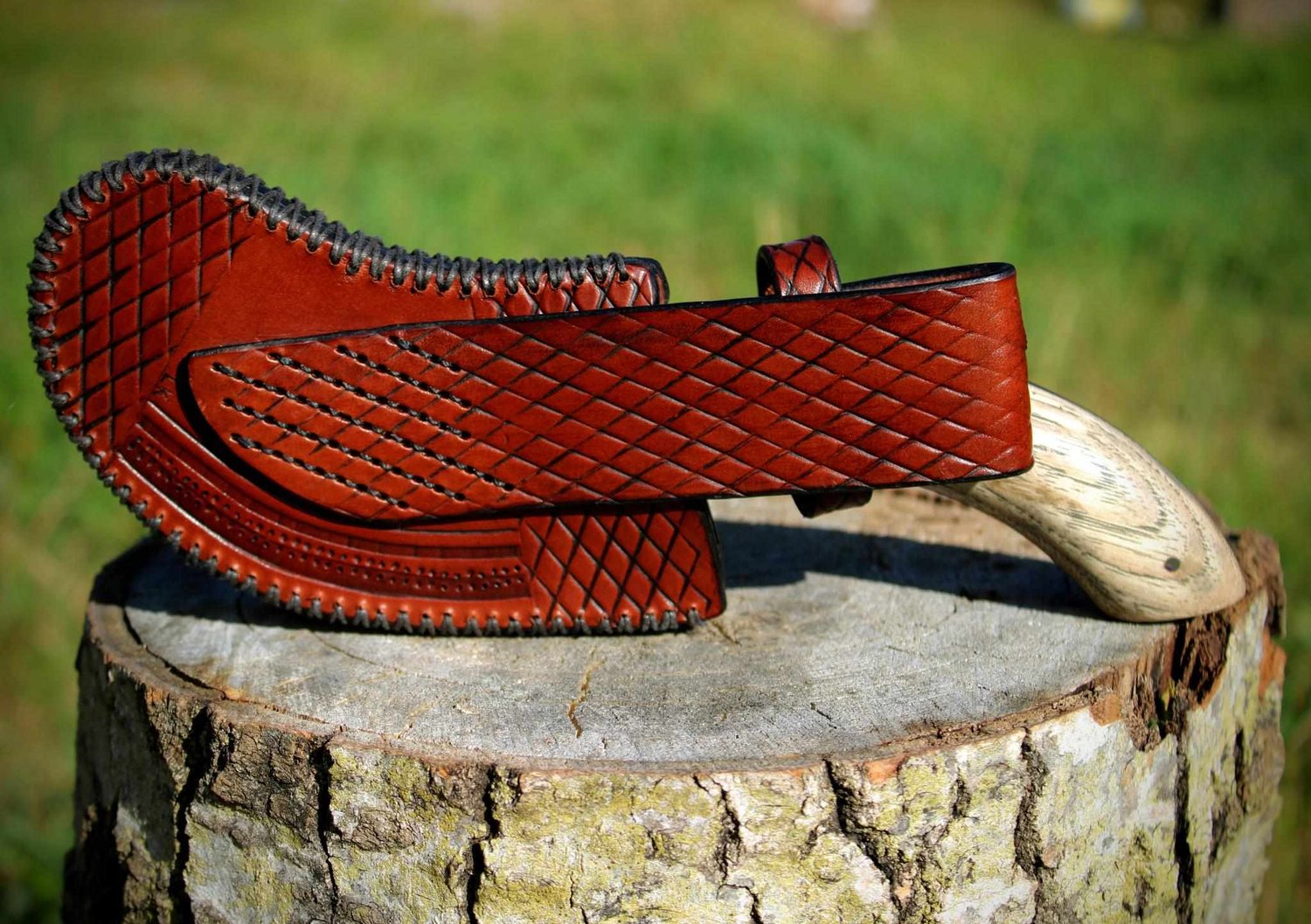 Image of High Carbon Skinning Knife