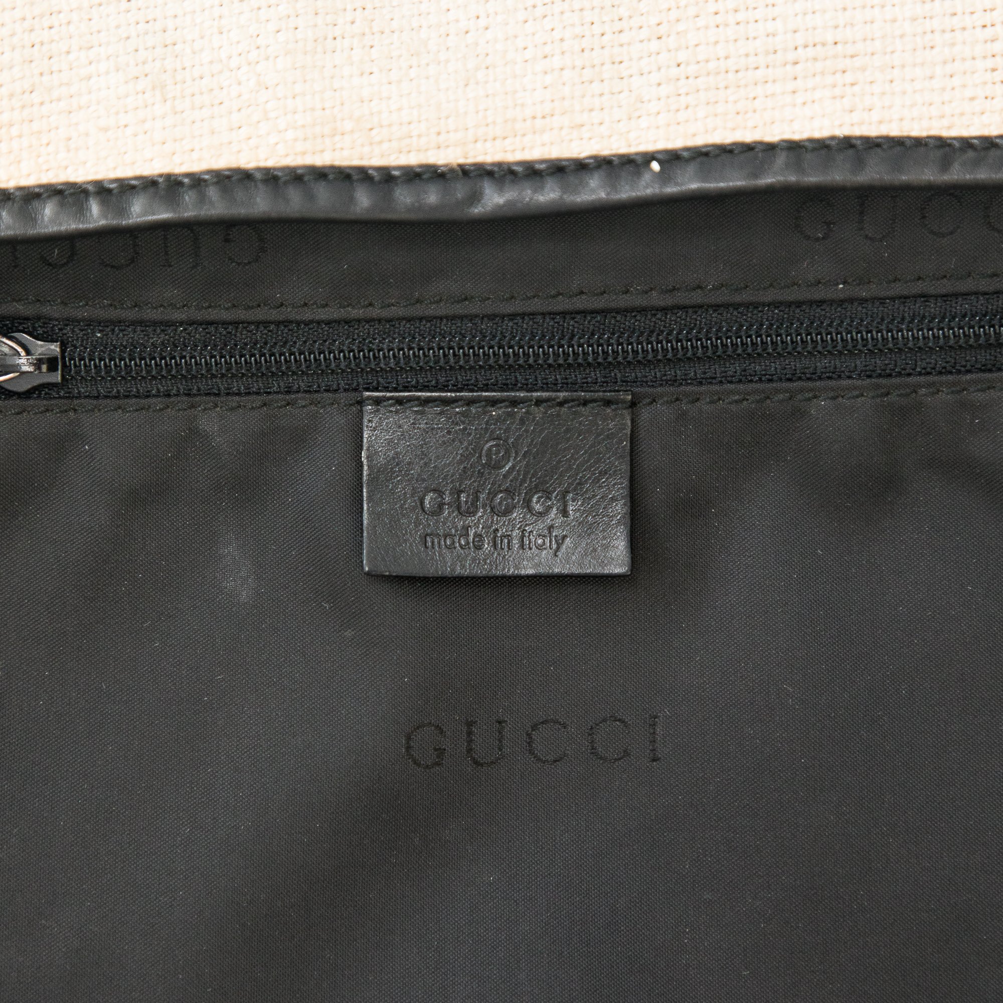 Image of Gucci Spring 2000 Chain Handle Cream Canvas Jackie Shoulder Bag 