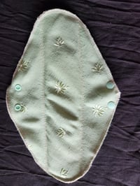 Image 2 of Linen Pad Set of 7 in Soft Lime