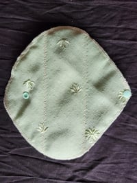 Image 3 of Linen Pad Set of 7 in Soft Lime