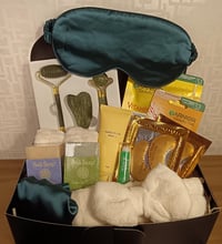 Image 1 of Revitalizing Emerald Glow Gift Set