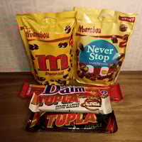 Image 2 of Nordic Chocolate Snack Gift Box