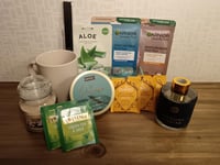 Image 2 of Comfort & Relaxation Gift Box