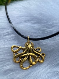 Image 8 of Golden Pendant Rope Necklaces