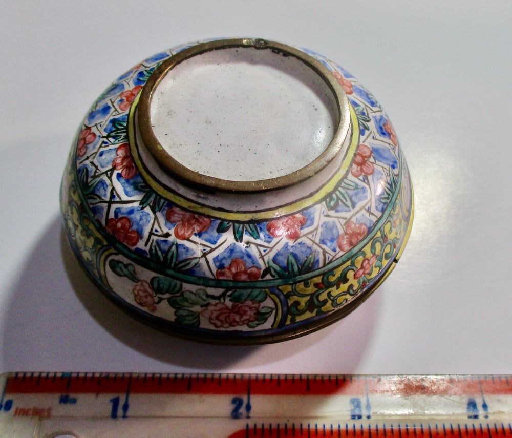 Shipwreck Sale: Magnificent 19th Century Hand-Painted Lidded Box