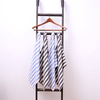Image 2 of MOOJICRAFT WIDE OXFORD STRIPE GIFT SET - BLUE OR BLACK STRIPE