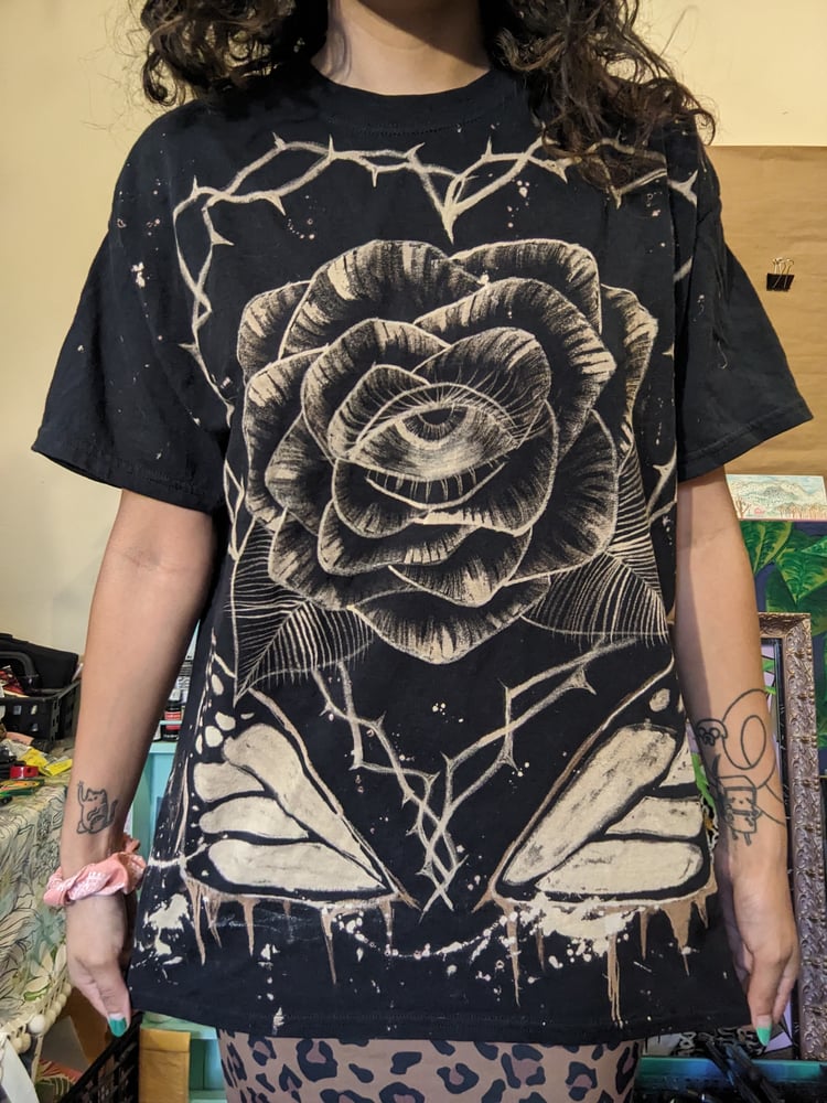 Image of Rose and thorn bleached tshirt