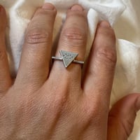 Image 4 of Triangle geometric Baha'i Ringstone symbol ring